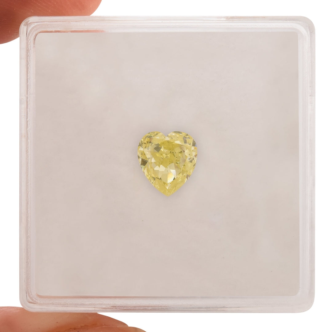 1.04 Carat Fancy Light Yellow HEART Diamond VVS2 GIA