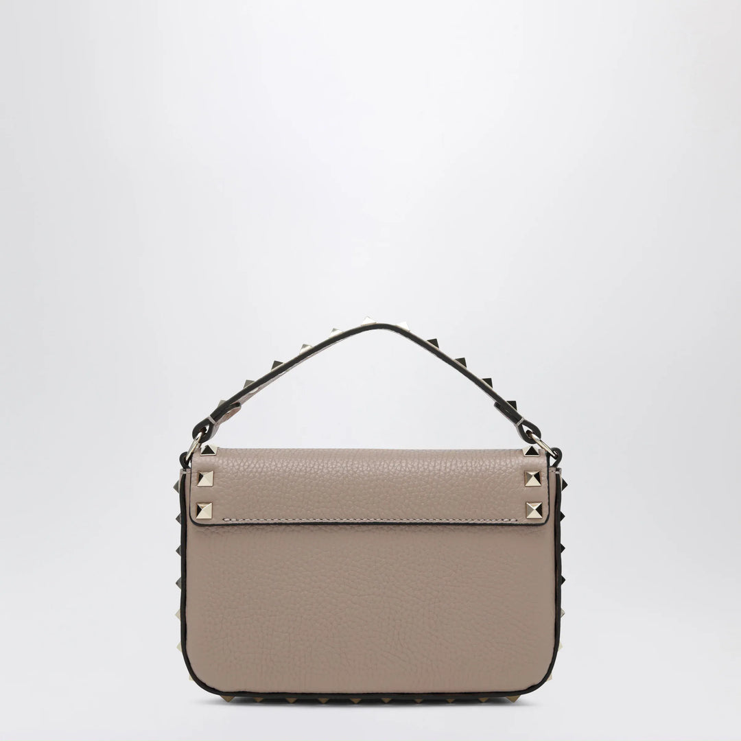Valentino Garavani - Rockstud pouch in grained calf leather, powder