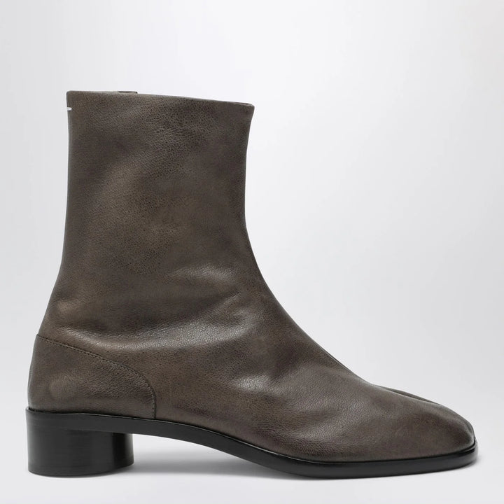Maison Margiela - Tabi ankle boot in brown leather