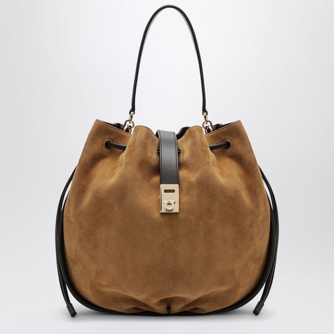 Apparel &amp; Accessories TU Ferragamo - Hug bucket bag with buckle in Natural Brand
