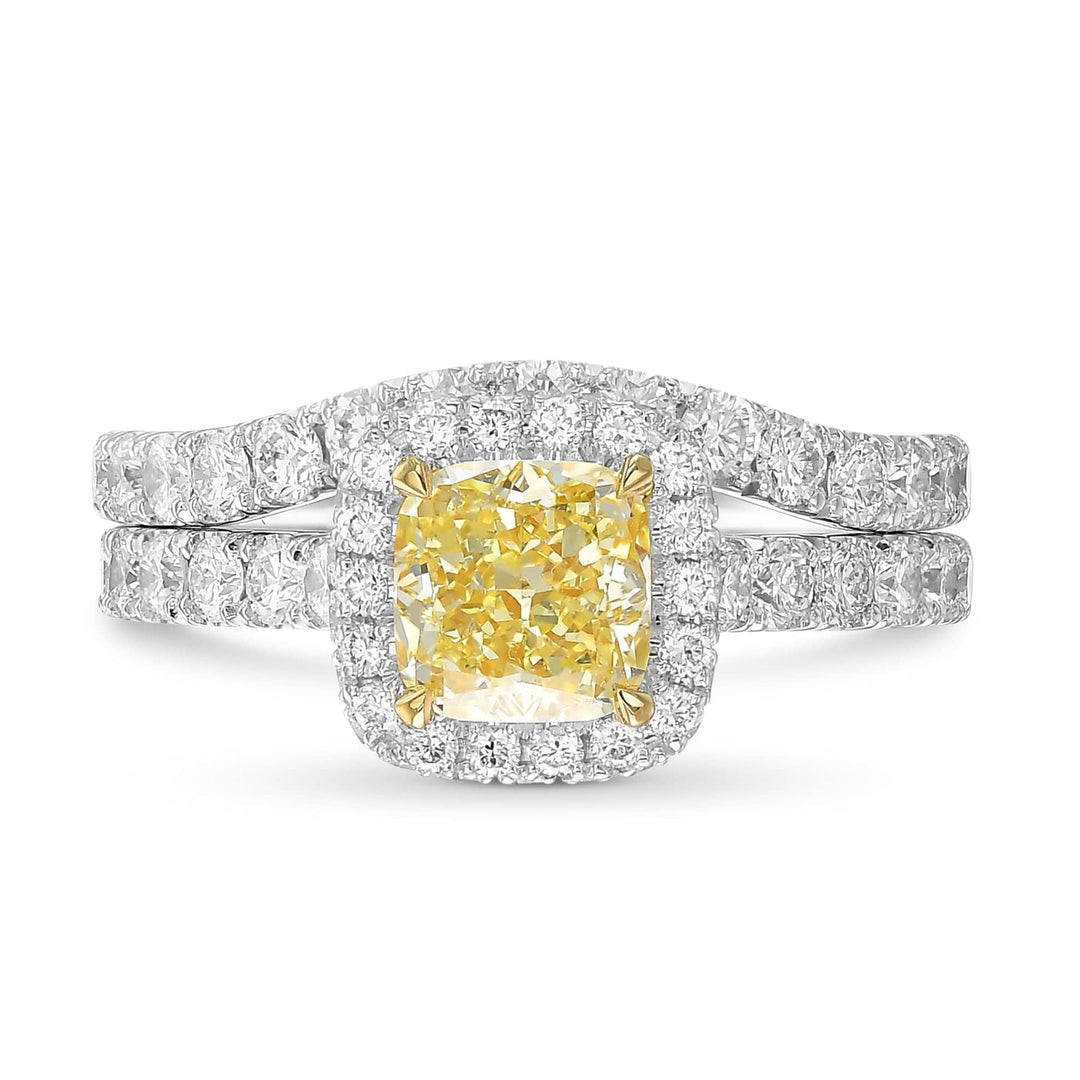 LEIBISH 1.01ct Fancy Light Yellow Cushion Halo Diamond Ring Set Brand Ring