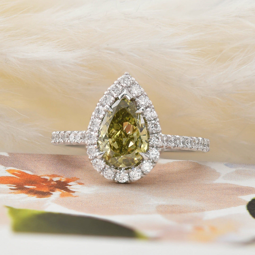 LEIBISH 1.25ct Chameleon Pear Diamond Halo Engagement Ring Brand Ring